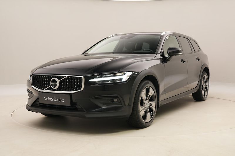 Volvo V60 CC B5 AWD MOMENTUM AUT - fotografie inzerátu