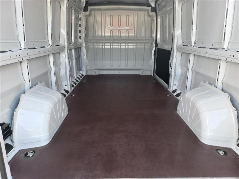 Fiat Ducato 2,2 MTJ 140k  Maxi L3H2 35 - fotka 7 z 18