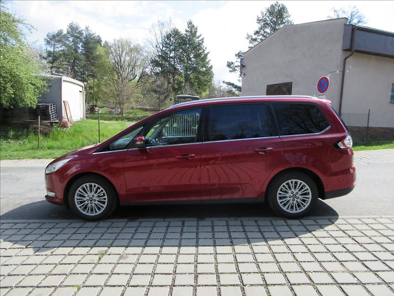 Ford Galaxy 2,0 TDCi, 154Kw, Titanium, Nav - fotka 6 z 32