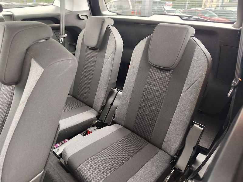 Peugeot 5008 1.5 HDI/96kW Servisováno - fotka 10 z 29