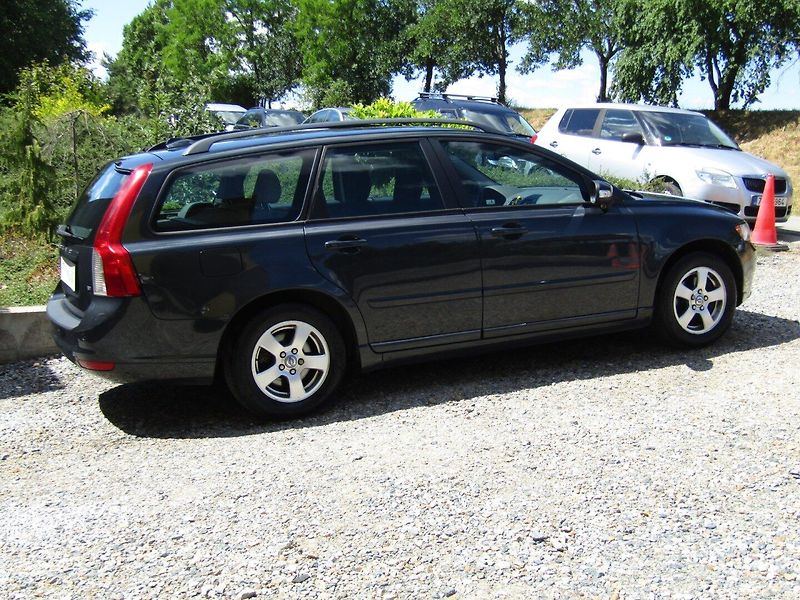 Volvo V50 (2009) 1.8 16V kW - fotka 4 z 35