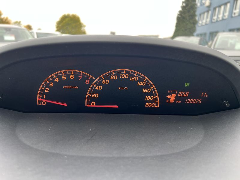 Toyota Yaris 1.3VVT-i 74kw KLIMA PŮVOD ČR  - fotka 16 z 38