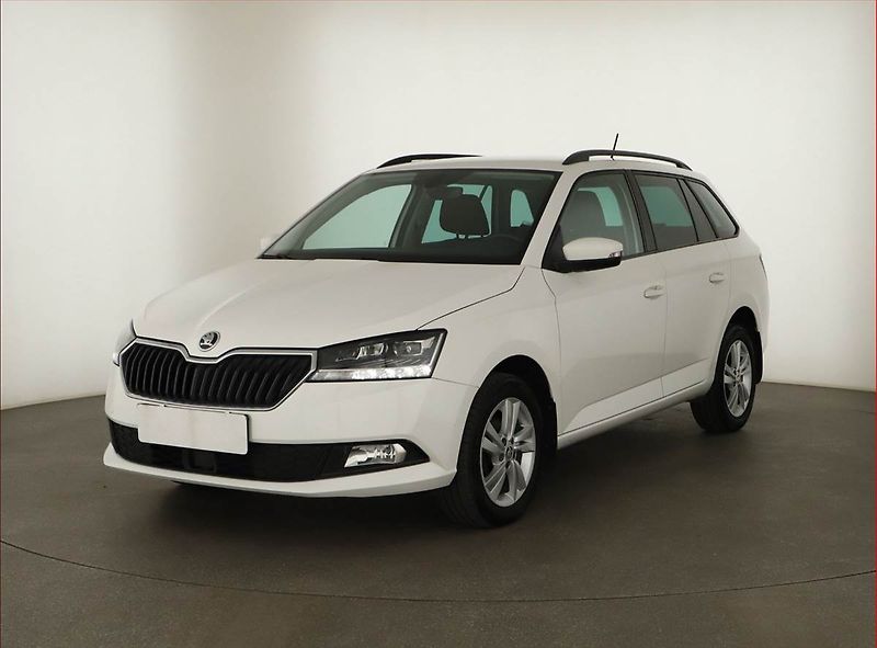 Škoda Fabia (2022) Ambition 1.0 TSI, ČR,1.maj - fotka 2 z 17
