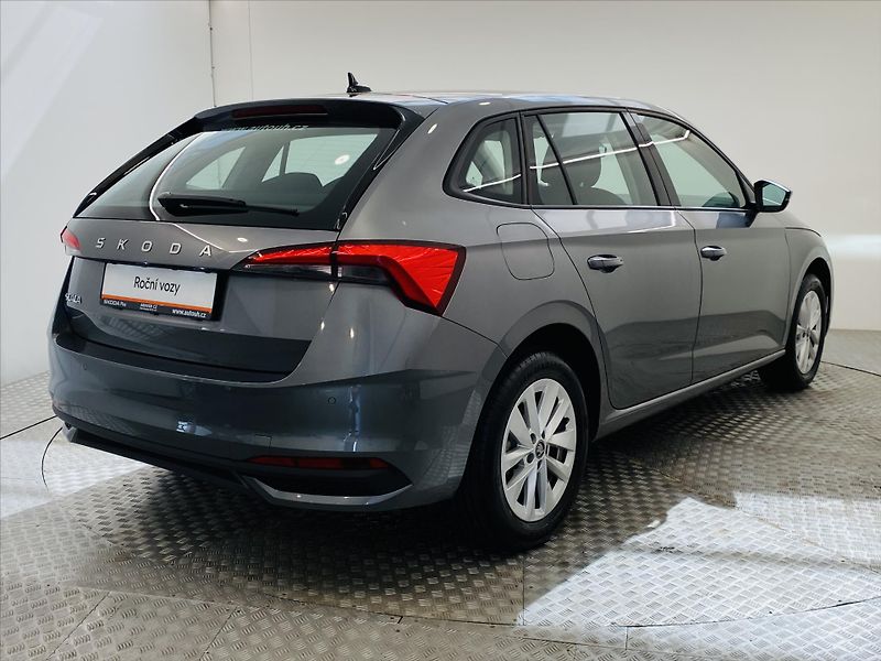 Škoda Scala 1,0 TSI 85kW Selection - fotka 2 z 22