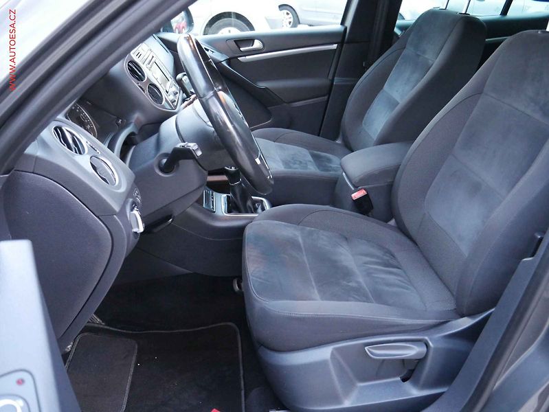 Volkswagen Tiguan (2014) 2.0TDi 4x4, Navigace - fotka 9 z 21