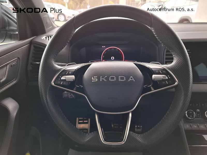 Škoda Karoq (2025) SportLine TD 2.0/110KW A7F - fotka 5 z 46