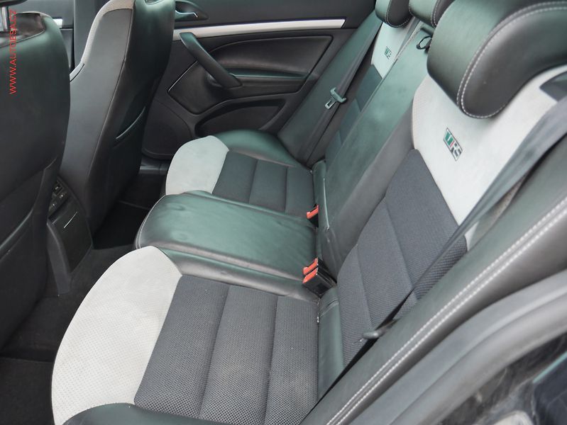 Škoda Octavia (2011) 2.0 TDi, RS, DSG, bixen - fotka 10 z 20