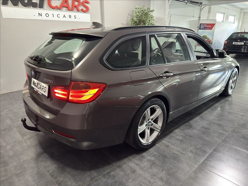 BMW Řada 3 2,0   320i 135KW BI-XEN KŮŽE T - fotka 5 z 46