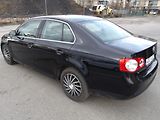 Volkswagen Jetta 1,9TDi77kW 2xkola!Po rozvodech - náhled 7