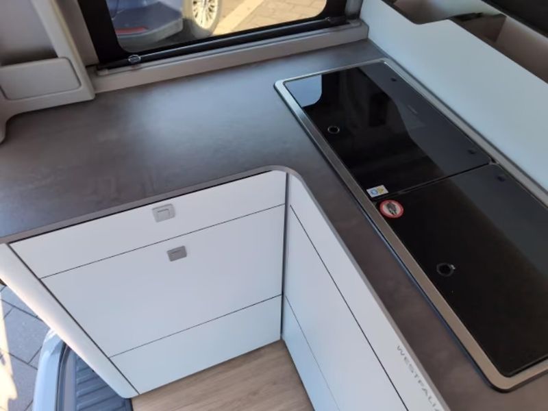 Ford Tourneo Custom Nugget Titanium 320 L1 Automat - fotka 15 z 19