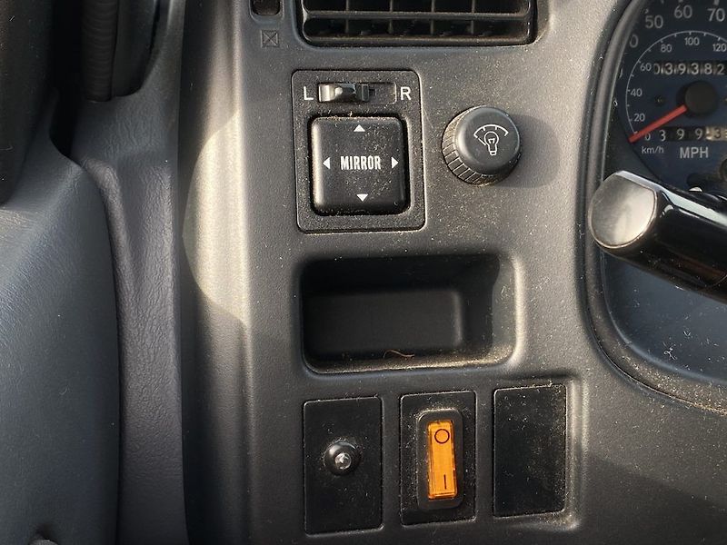 Toyota RAV4 2.0i, 4x4, tažné, STK - fotka 12 z 13