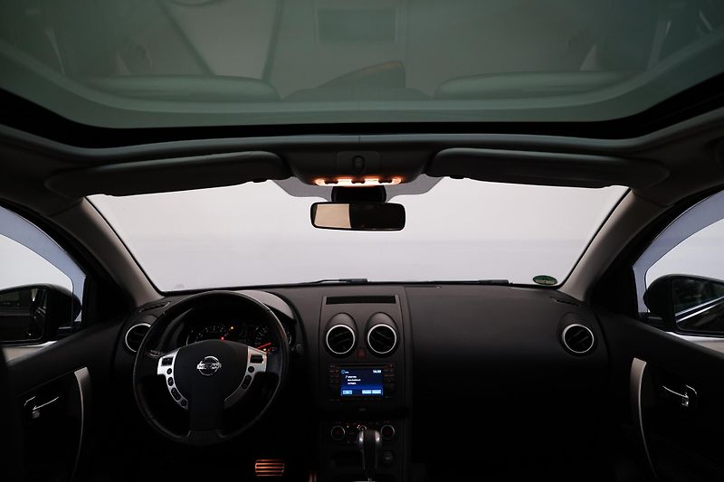 Nissan Qashqai - fotka 23 z 24