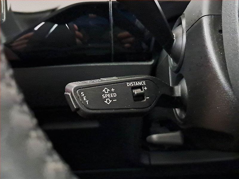 Audi e-tron (2019) 55 quattro, SoH 100% - fotka 17 z 20
