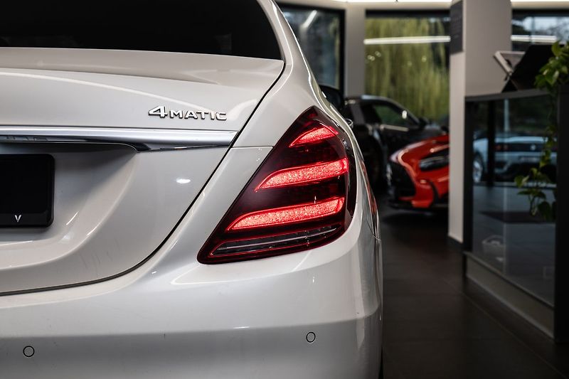 Mercedes-Benz Třídy S 400d 4MATIC/LED/360/Pano - fotka 23 z 23