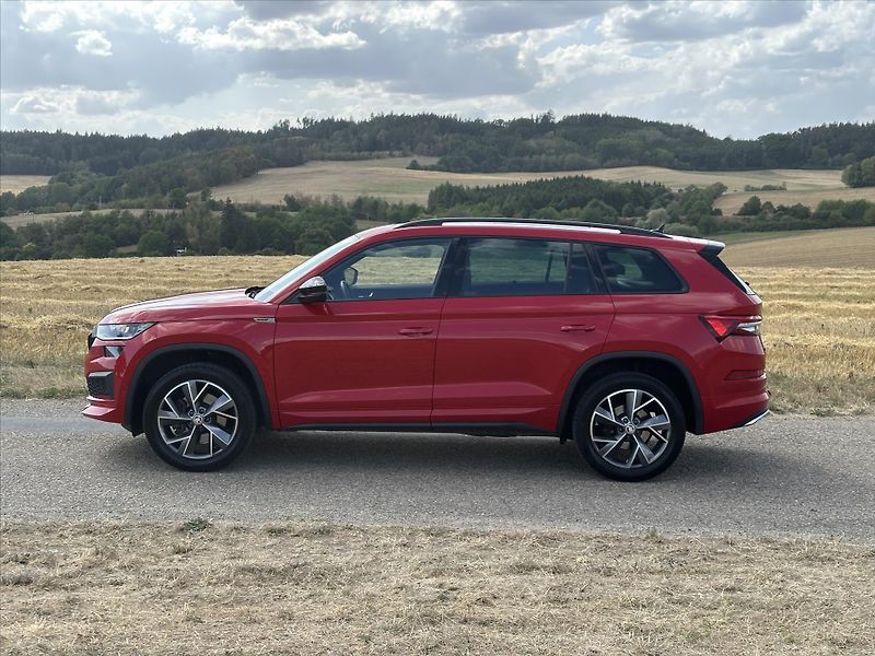 Škoda Kodiaq 2,0 TDI 147kW Sportline Zaruka - fotka 4 z 44