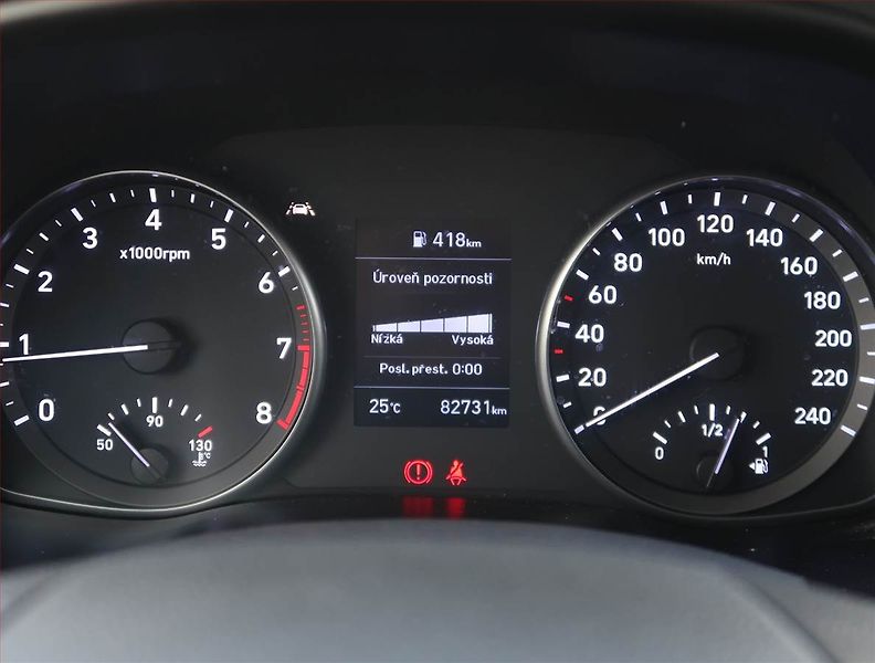 Hyundai i30 (2021) 1.5 DPI, ČR,1.maj, Serv.kniha - fotka 11 z 21