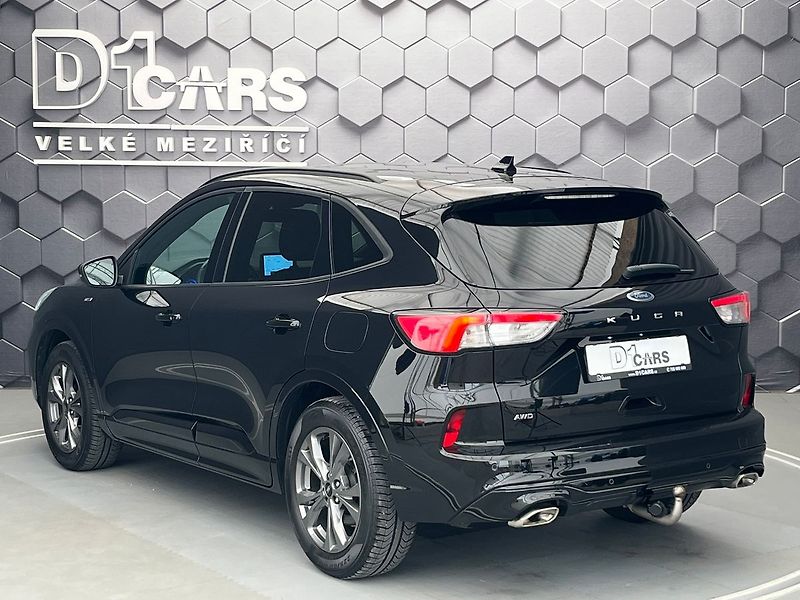 Ford Kuga 2,0 EB 140 kW AWD ST-Line - fotka 2 z 72