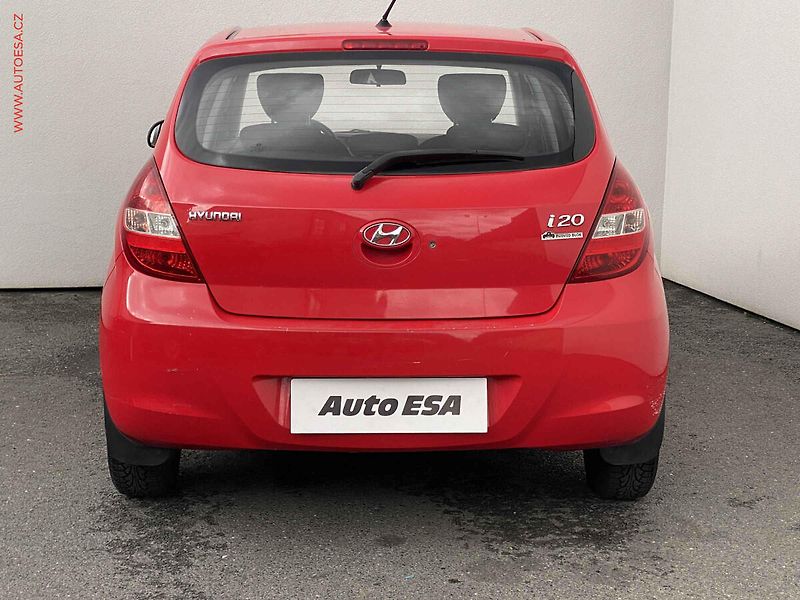 Hyundai i20 (2009) 1.2i, ČR - fotka 5 z 14