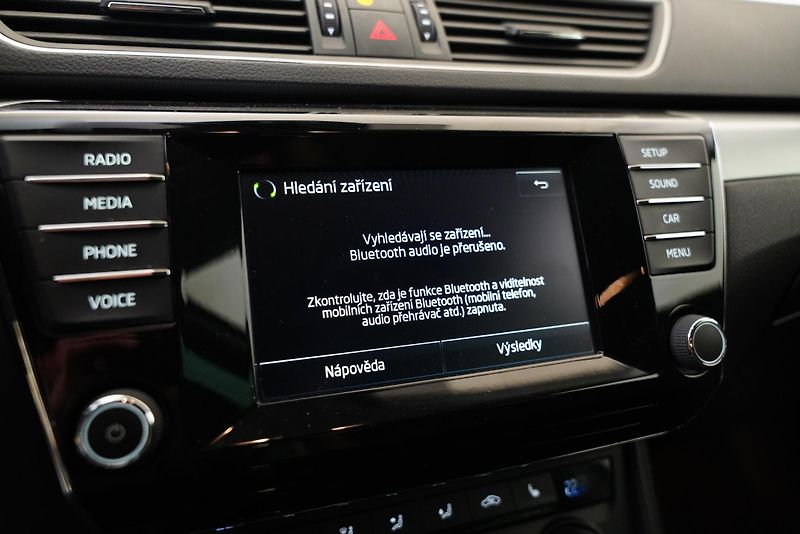 Škoda Superb - fotka 19 z 25