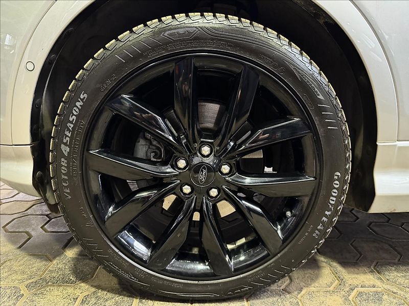 Ford Kuga 1.5EB 134kW AWD ST-LINE 57KM! - fotka 41 z 42
