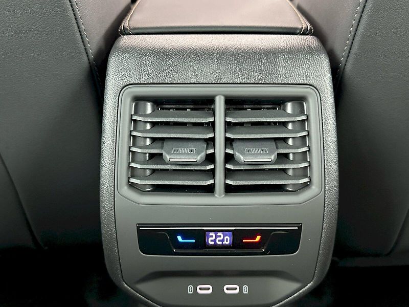 Cupra Formentor (2026) VZ 2.0 TSI 245kW 4x4 DSG - fotka 31 z 35