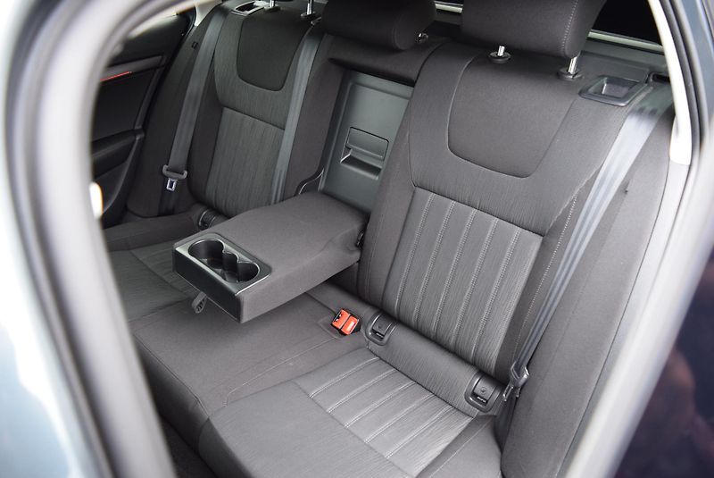 Škoda Octavia (2019) 1.5TSI 110kw STYLE TAŽNÉ SMART - fotka 15 z 45