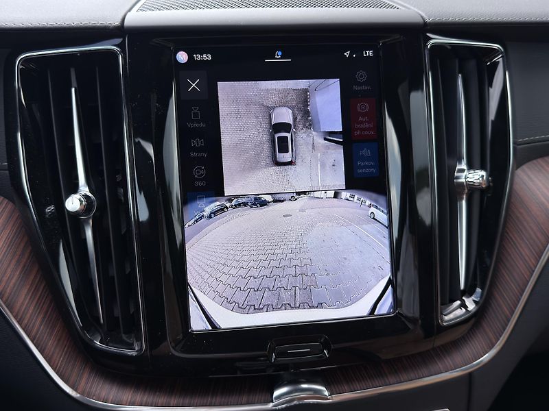 Volvo XC60 T8 AWD ULTRA BRIGHT *+ kola - fotka 37 z 59