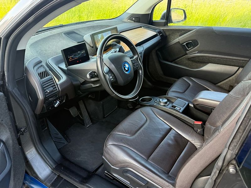 BMW i3 - fotka 12 z 53