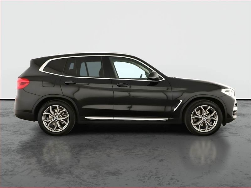BMW X3 (2017) xDrive20d - fotka 6 z 21