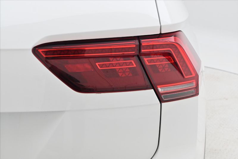 Volkswagen Tiguan 2,0 TDI 110 kW DSG Life Záruka - fotka 29 z 30