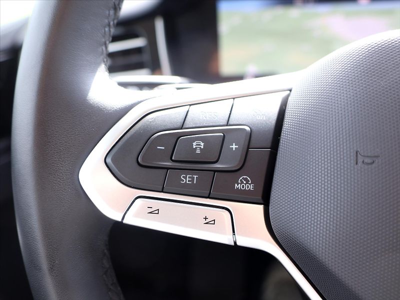Volkswagen Touareg 3,0 TDI 170kW Limited Tiptroni - fotka 21 z 38