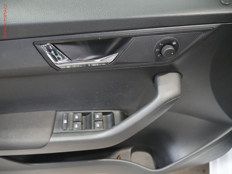 Škoda Fabia (2015) 1.4 TDi, ČR, Style - fotka 11 z 17