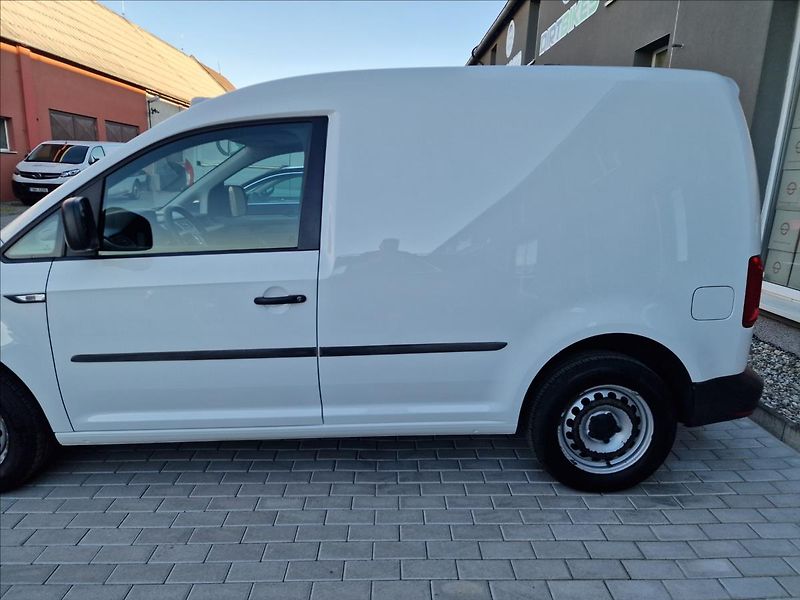Volkswagen Caddy 2.0TDI 75kW, tažné, ČR,1.Maj. - fotka 40 z 45