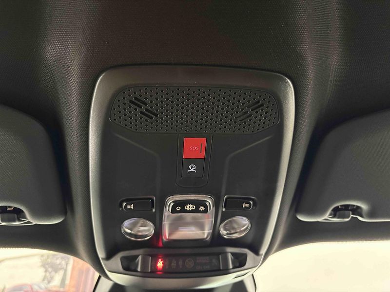 Peugeot 2008 (2026) Business Hybrid 110 e-DCS6 - fotka 34 z 36