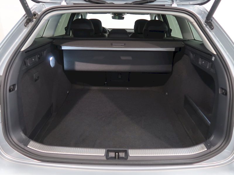 Škoda Superb (2024) 2.0TDI 110KW DSG CANTON LED MA - fotka 40 z 41