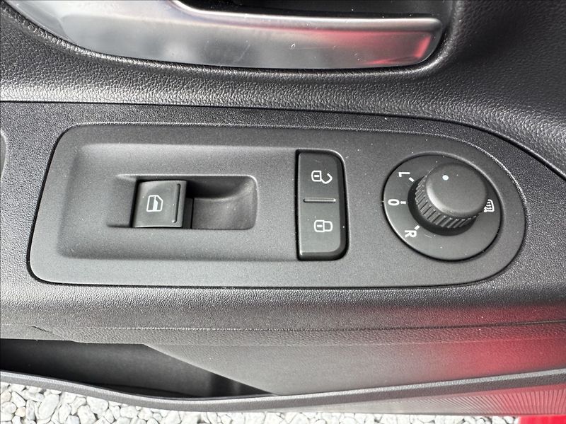 Škoda Citigo 1,0 MPI 55kW ELEGANCE původ ČR - fotka 24 z 50