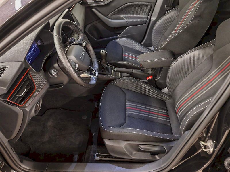 Škoda Scala (2025) 1.0 TSI 85 kW Monte Carlo - fotka 19 z 27
