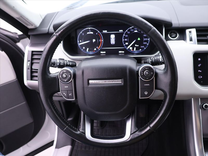 Land Rover Range Rover Sport 3,0 SDV6 HSE 225kW CZ Dynamic - fotka 22 z 37