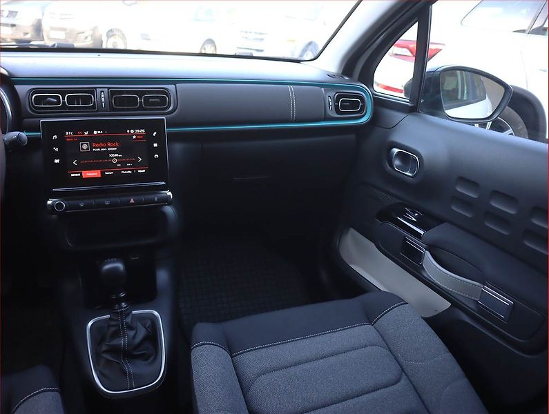 Citroën C3 (2021) 1.2 PureTech, Serv.kniha - fotka 8 z 18