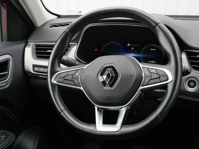 Renault Arkana (2023) 1.6 SCe, ČR, AT, LED, navi - fotka 11 z 31