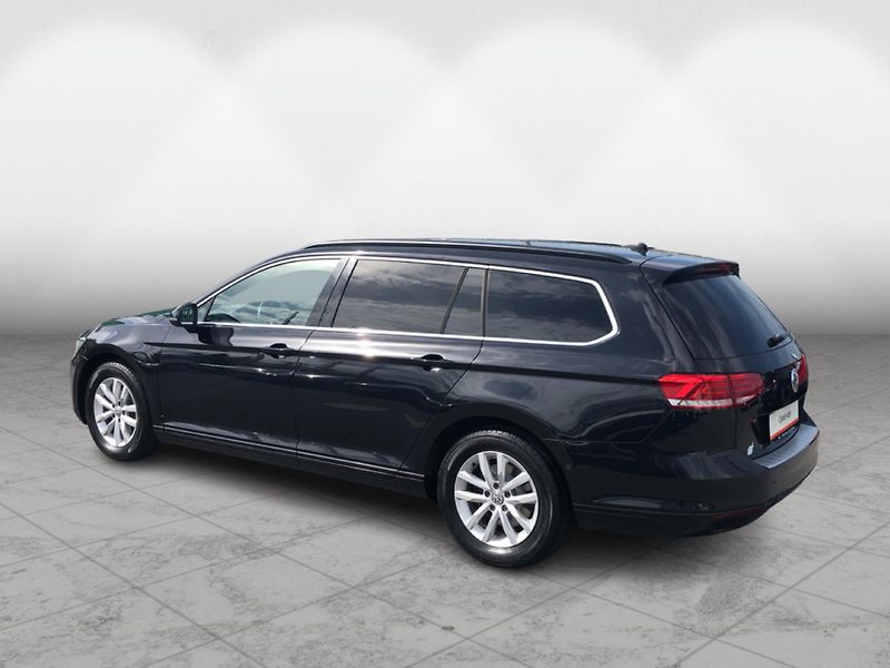 Volkswagen Passat 2.0 TDI DSG - fotka 7 z 29