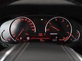 BMW Řada 5 (2017) Luxury Line 520d xDrive, 4X4 - náhled 11