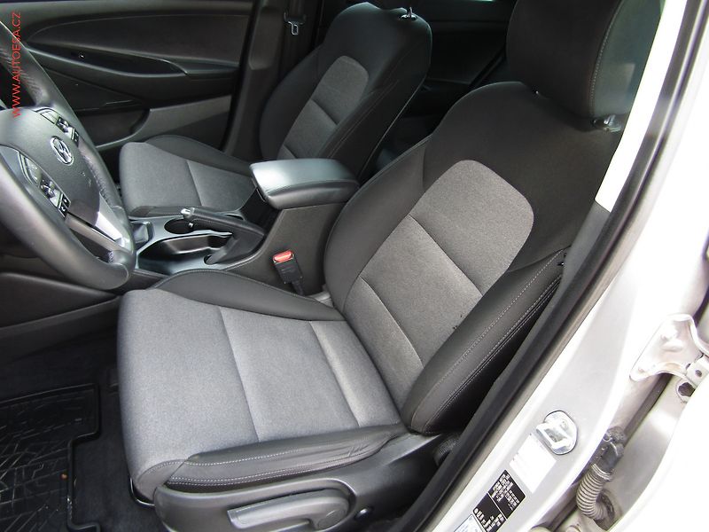 Hyundai Tucson (2018) 1.6CRDi, ČR, AC, navi, park - fotka 9 z 18