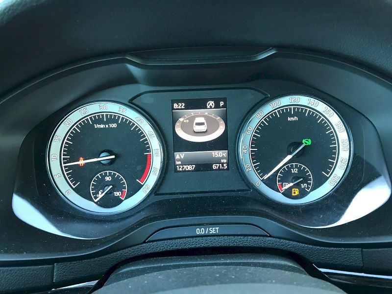 Škoda Karoq (2018) STYLE Plus 4X4 TDI 2.0/110KW 7 - fotka 8 z 28