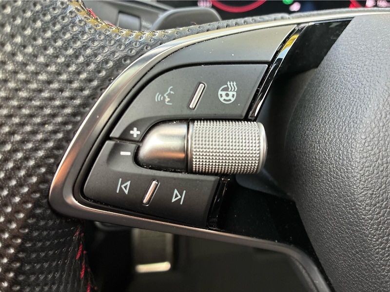 Škoda Kodiaq RS 2.0 TFSI 195kW 4x4 Tažné - fotka 25 z 30