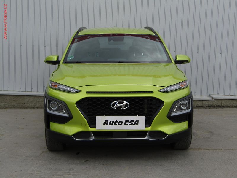 Hyundai Kona (2020) 1.0 T-GDi, AC, navi, park - fotka 2 z 18