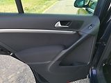 Volkswagen Tiguan (2015) 2,0TDI 130kW DSG ICUP 4x4 1MAJ - náhled 35