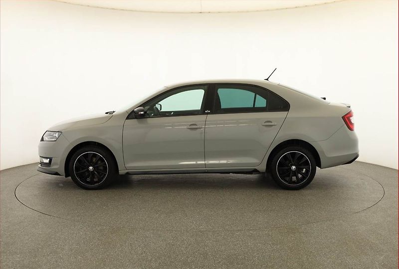 Škoda Rapid (2019) Monte Carlo 1.0 TSI, Bi-Xenony - fotka 3 z 16