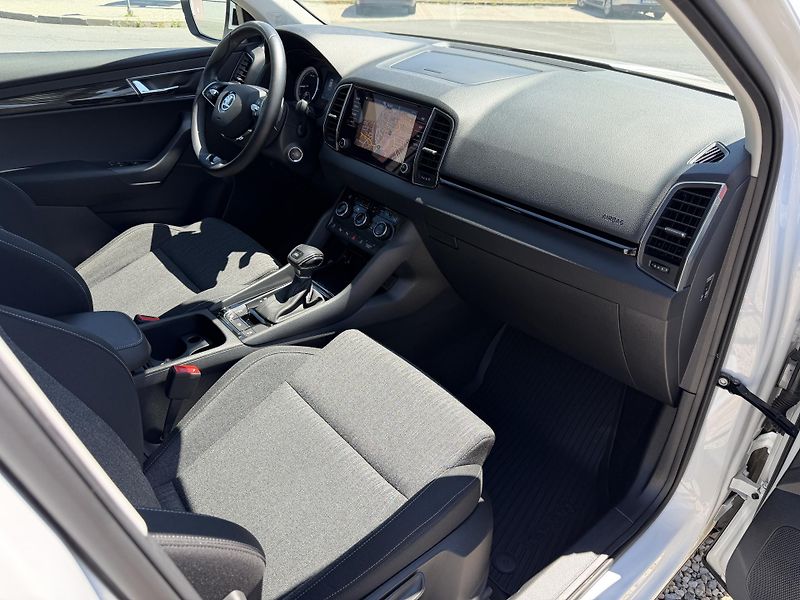 Škoda Karoq 1,5 TSi/110kW DSG - STYLE,TZ,. - fotka 65 z 88