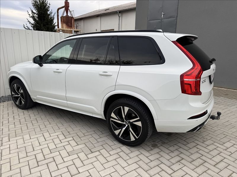 Volvo XC90 2,0 T6 AWD Drive-E 2.0L R-Desi - fotka 11 z 50